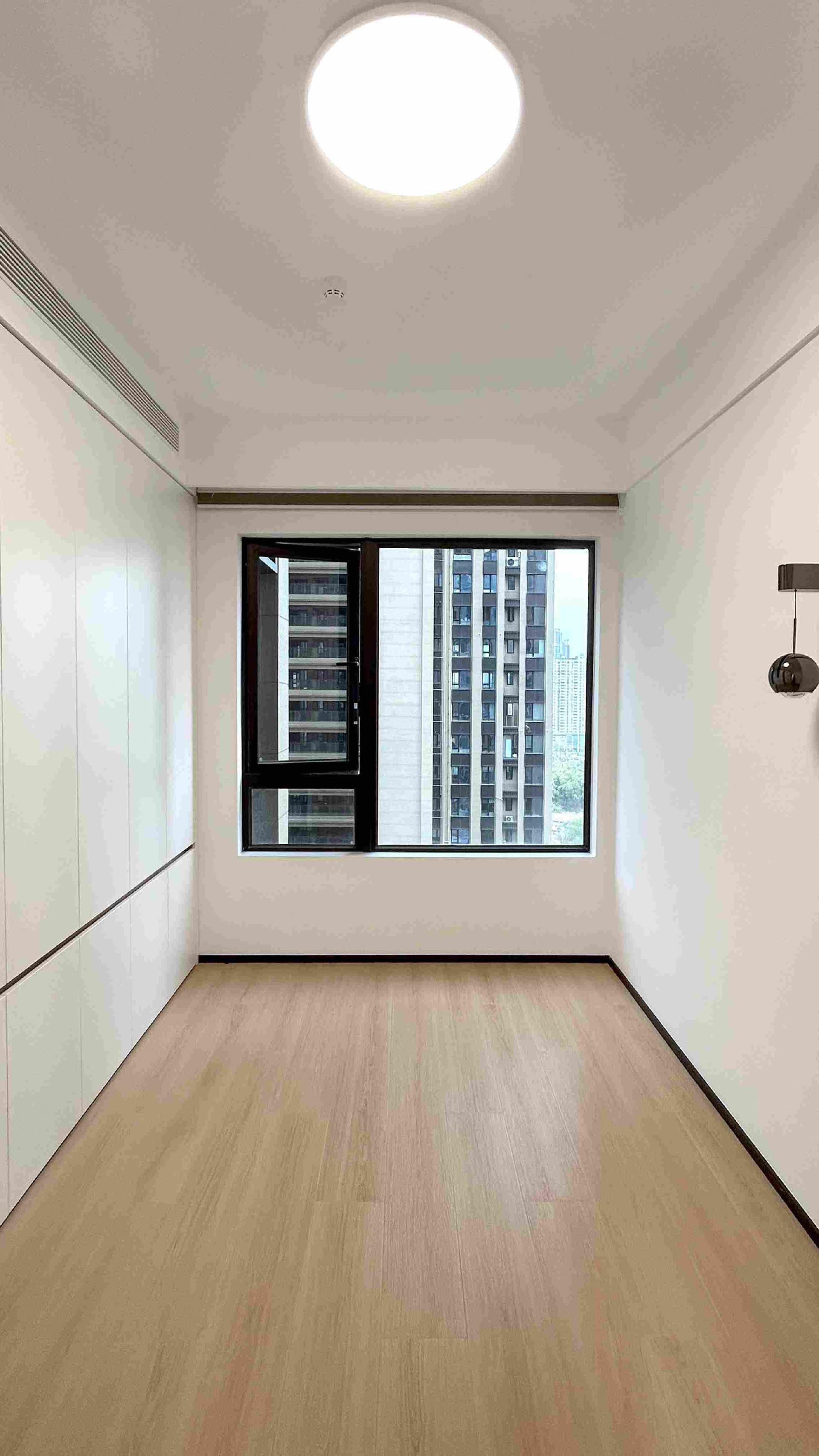 衣柜华发中城荟中央首府现代简约