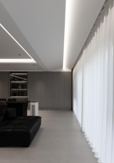 吊顶黑白灰装修，现代风装修，现代简约风装修，装修风格推荐，完工实景案例，户型改造