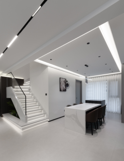 楼梯黑白灰装修，现代风装修，现代简约风装修，装修风格推荐，完工实景案例，户型改造