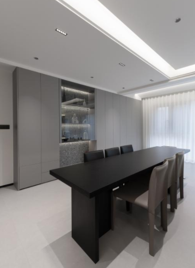 酒柜黑白灰装修，现代风装修，现代简约风装修，装修风格推荐，完工实景案例，户型改造