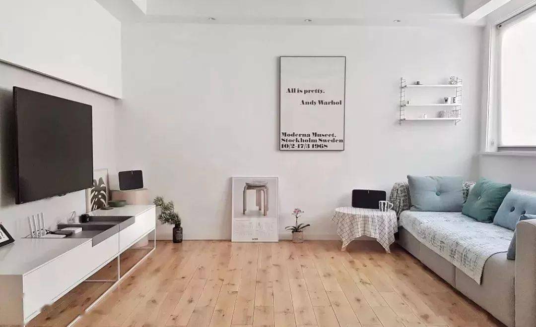 装修施工:粉刷墙面是用滚轮粉刷还是用机器喷涂?哪种更好? 装修施工:粉刷墙面是用滚轮粉刷还是用机器喷涂?哪种更好?