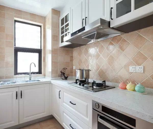 家庭装修2.jpg 家庭装修2.jpg